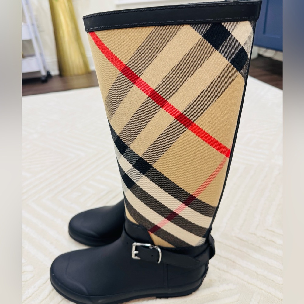Burberry Black and Beige Plaid Boots - Picture 3 of 7